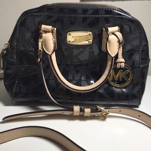 Michael Kors Leather shoulder bag